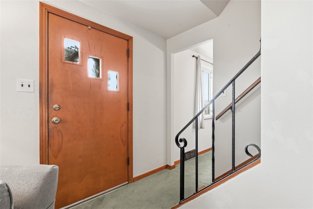 1748 Outlook Dr