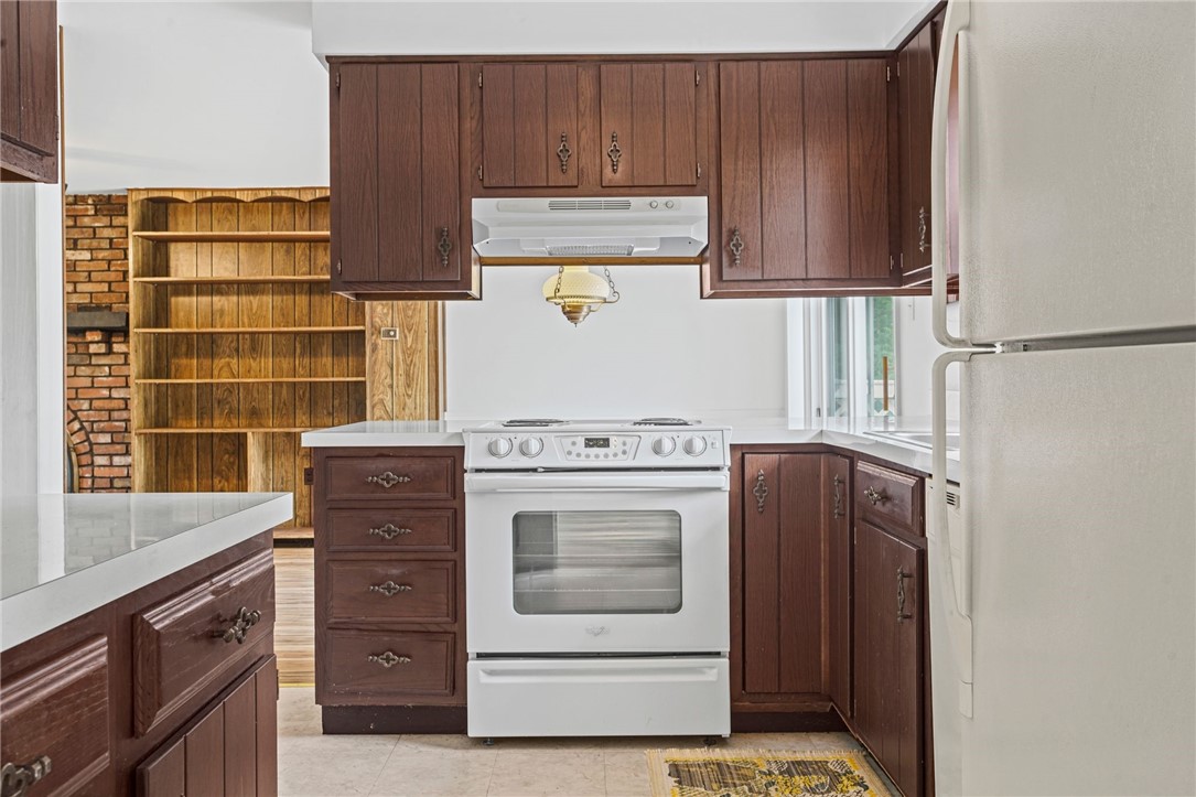 580 Meadowvale Dr