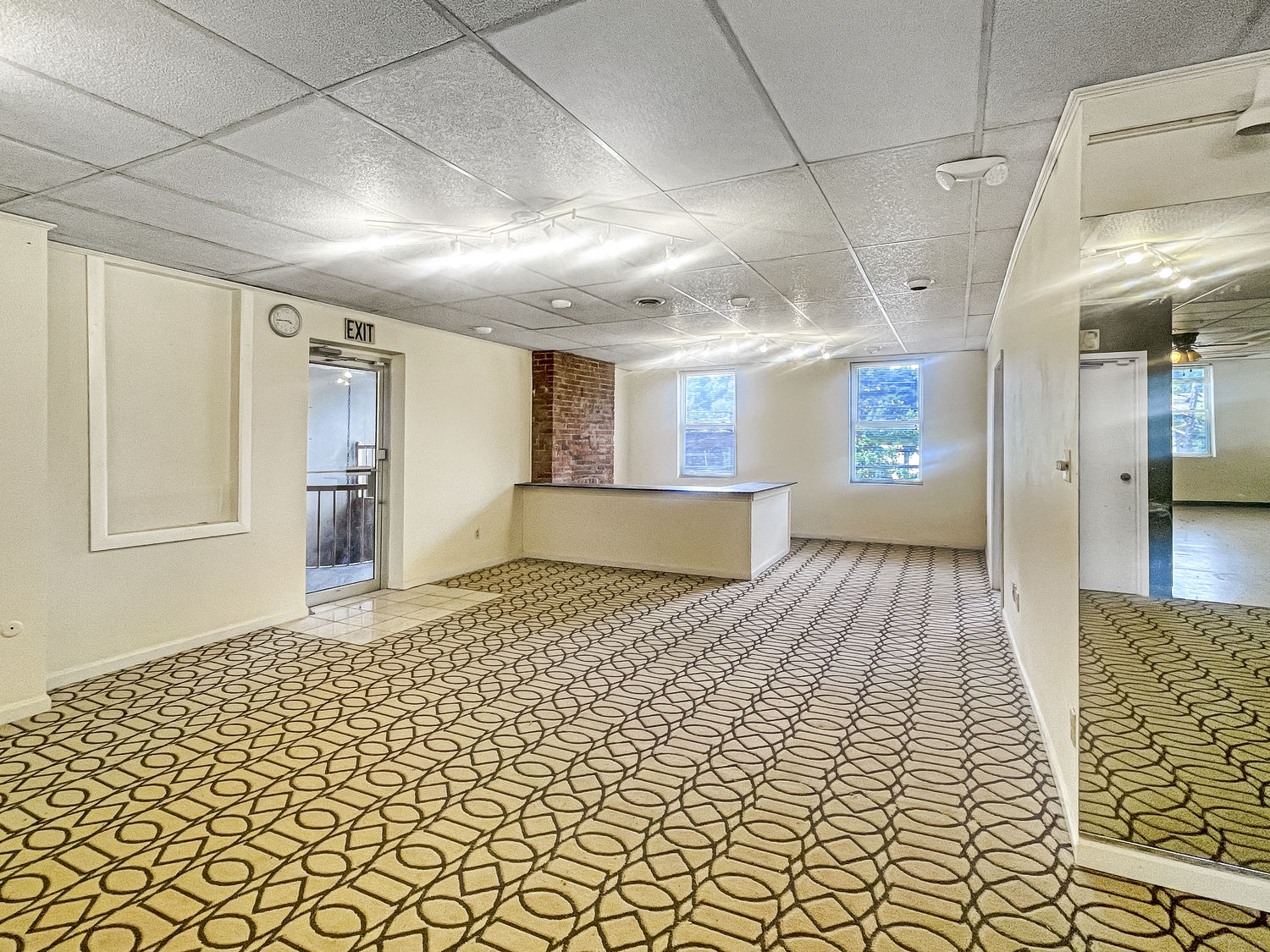345 Freeport Rd