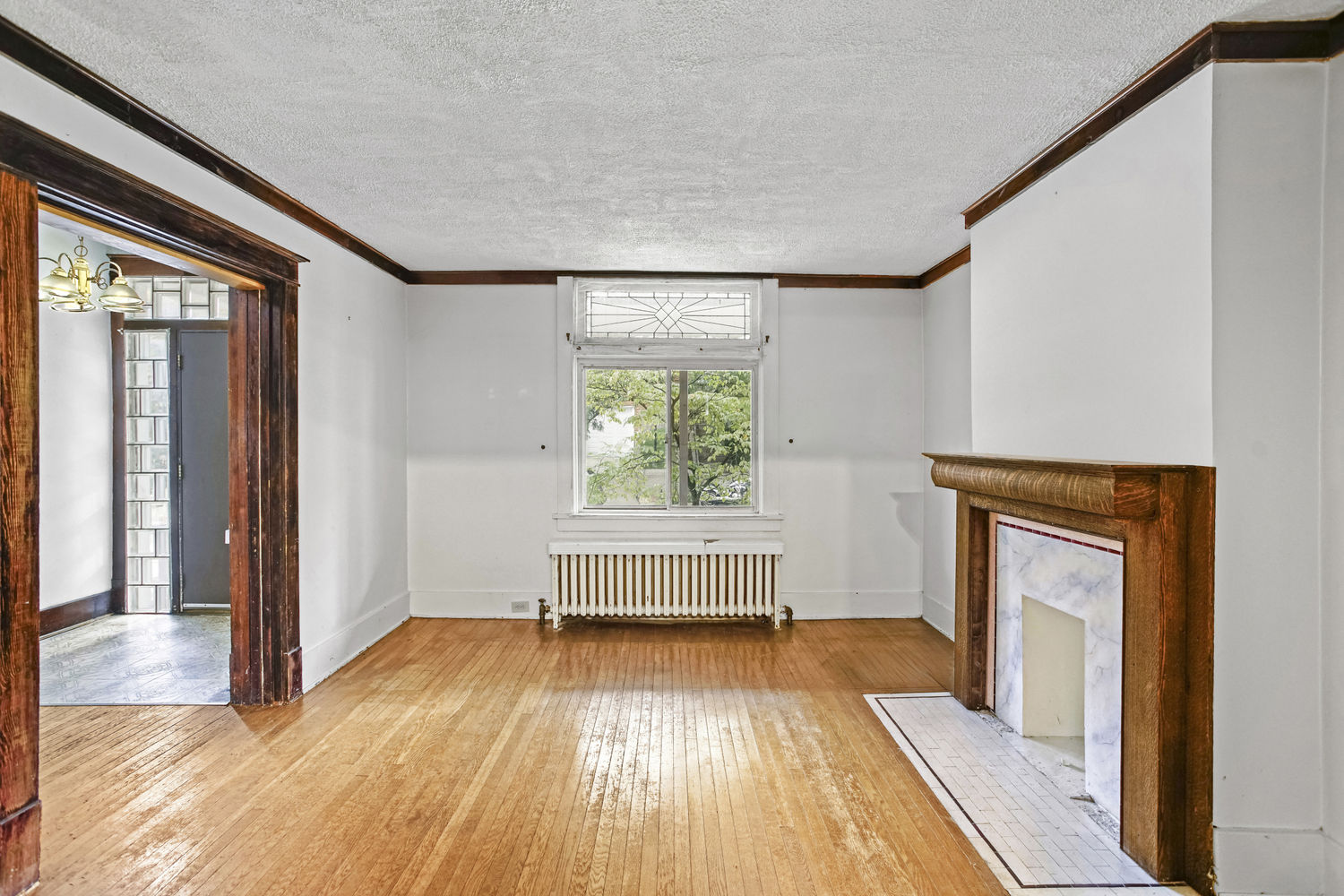 123 E Agnew AVENUE