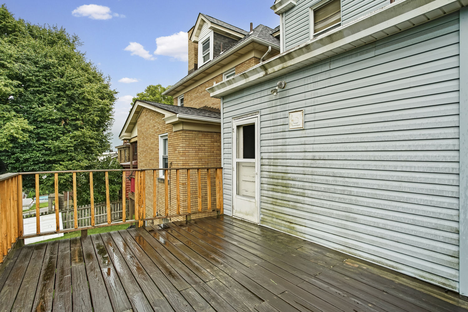 123 E Agnew AVENUE