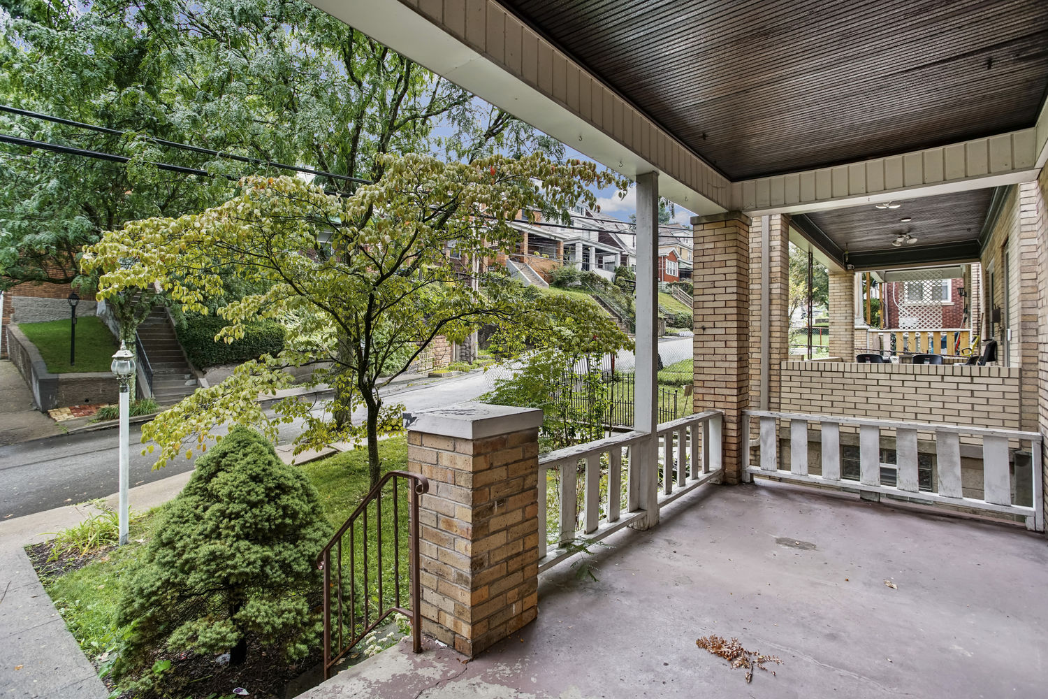 123 E Agnew AVENUE