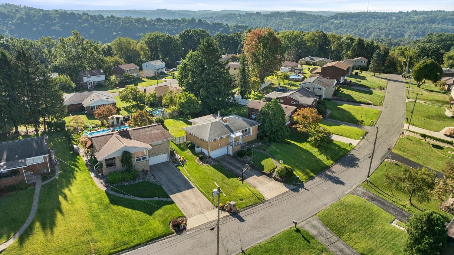 211 Halsey DRIVE