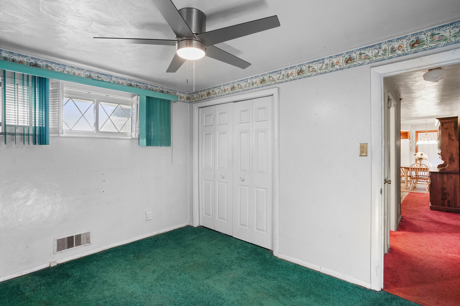 211 Halsey DRIVE