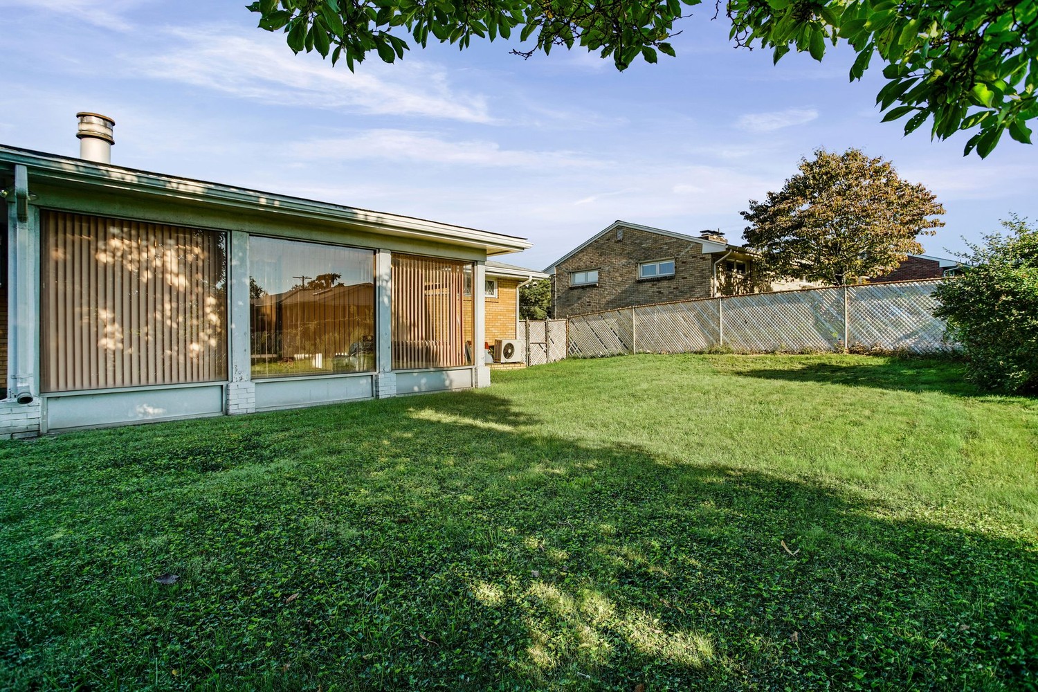 211 Halsey DRIVE