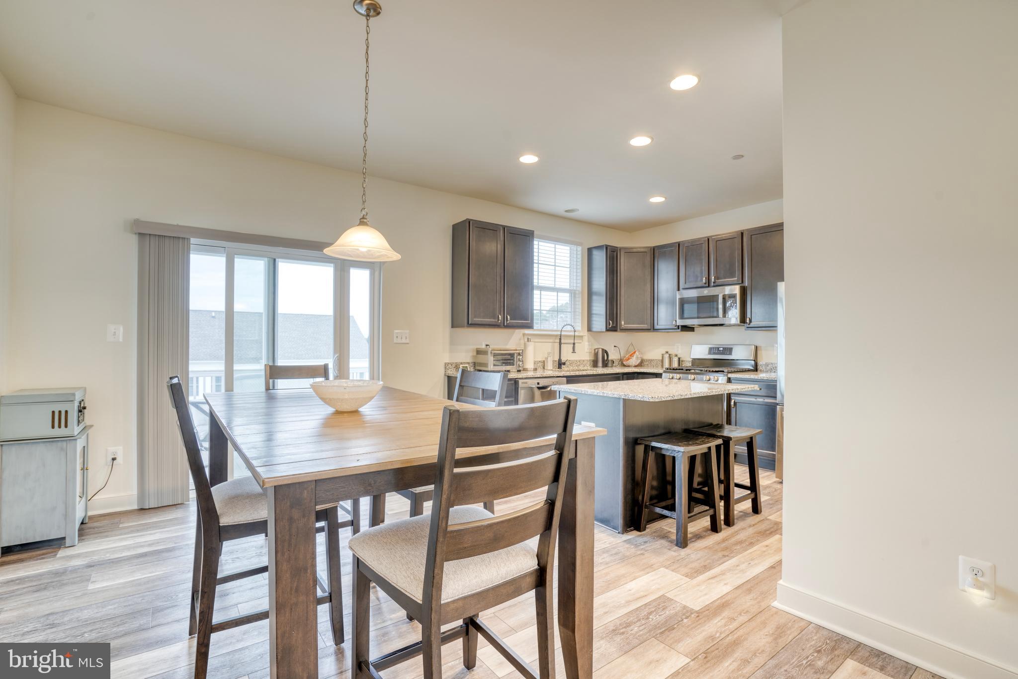145 REGULATOR DRIVE N