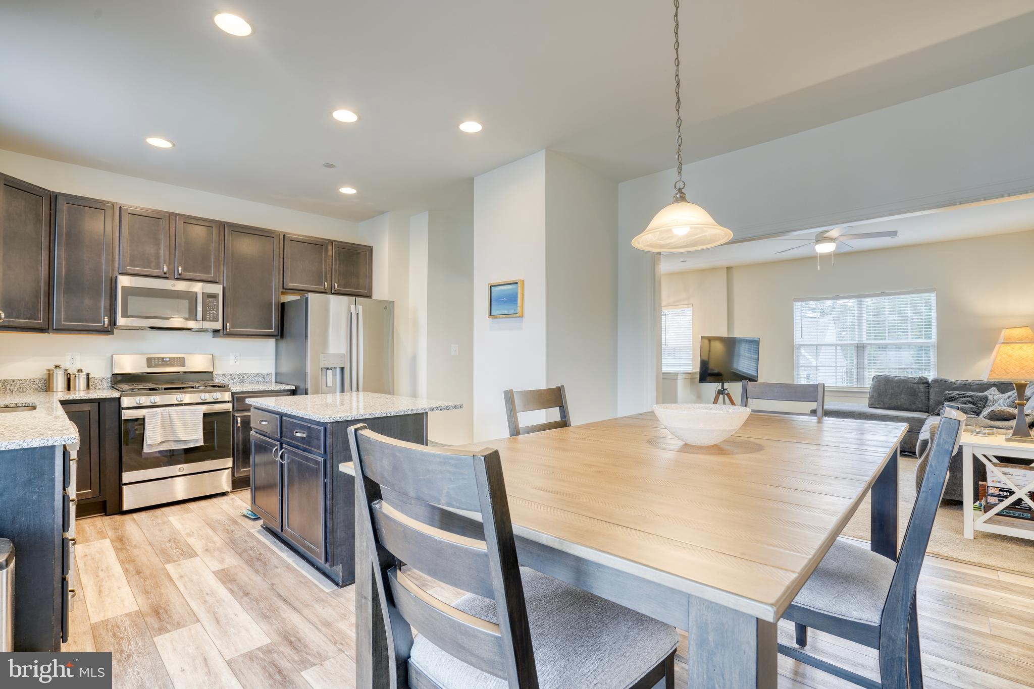 145 REGULATOR DRIVE N