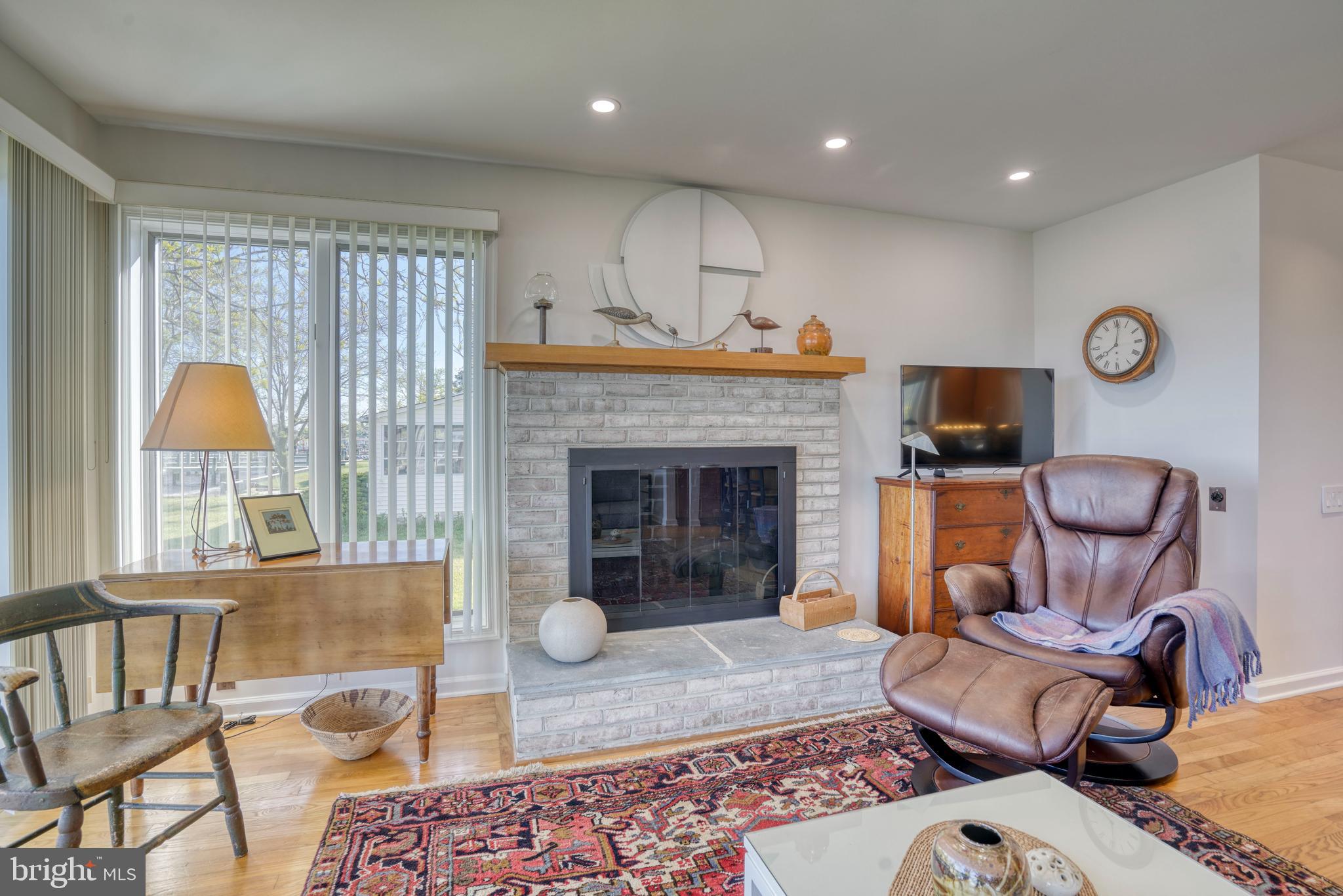 3524 GREENPOINT ROAD