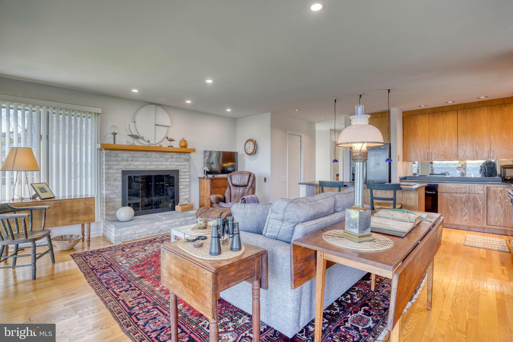 3524 GREENPOINT ROAD