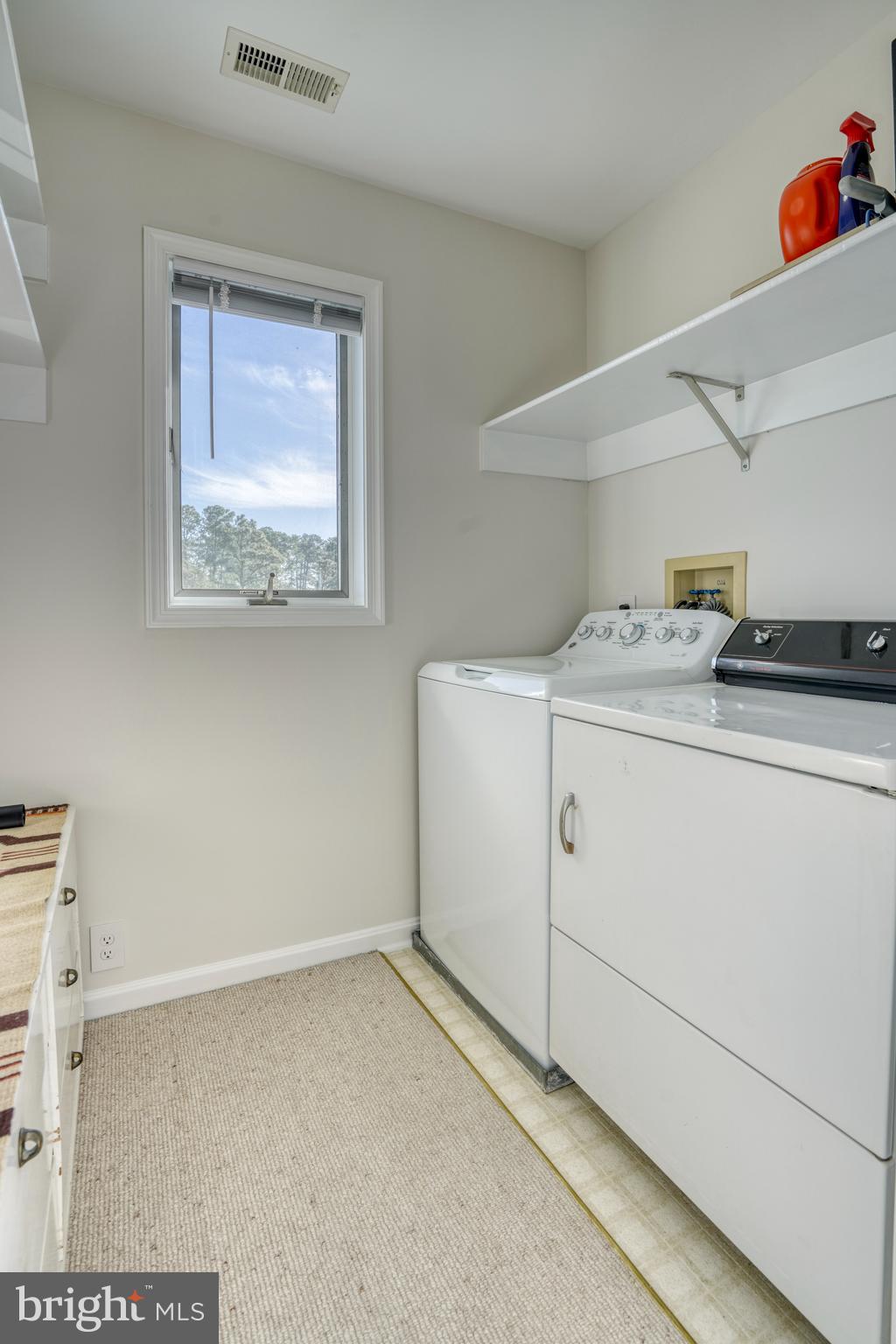 3524 GREENPOINT ROAD