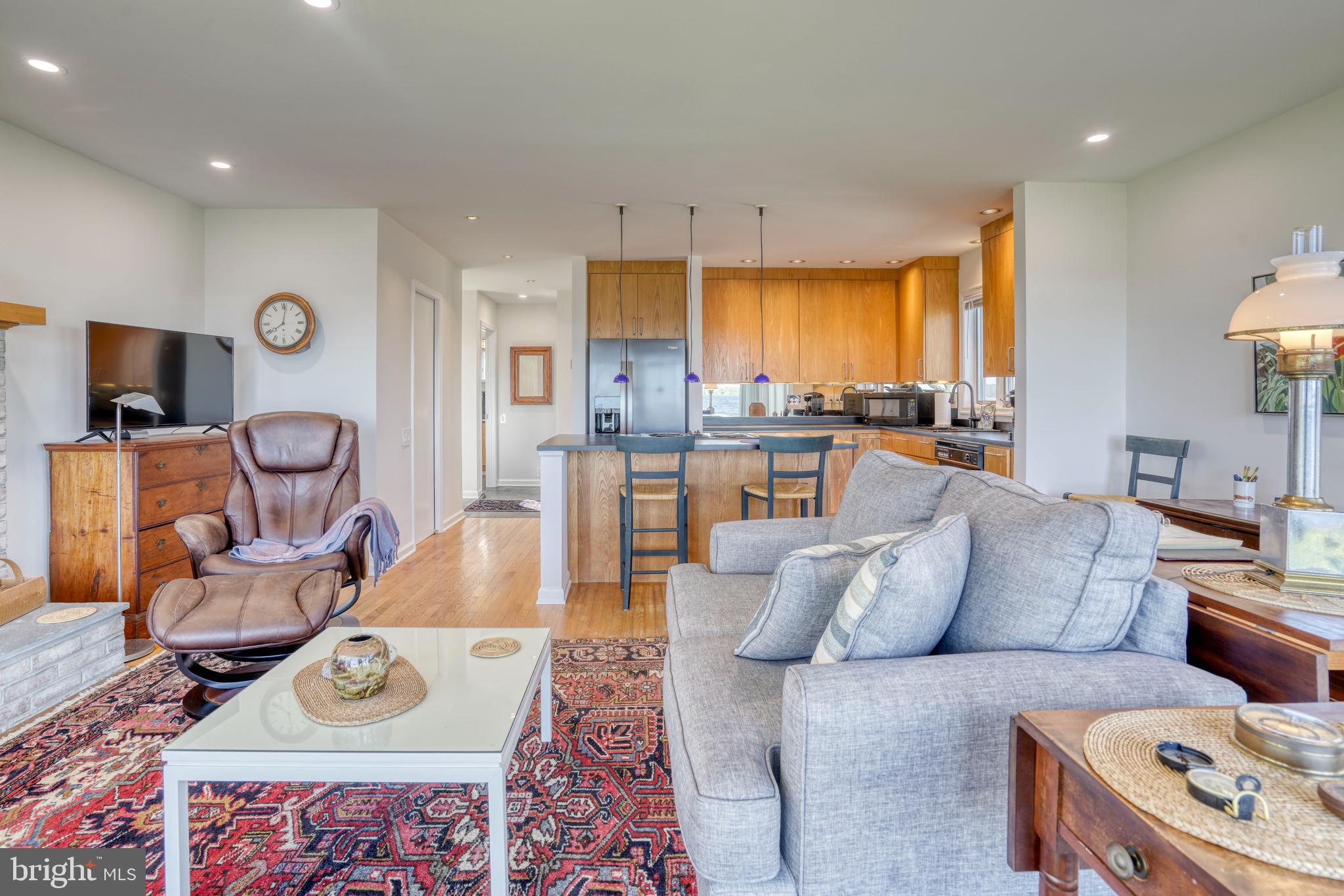 3524 GREENPOINT ROAD