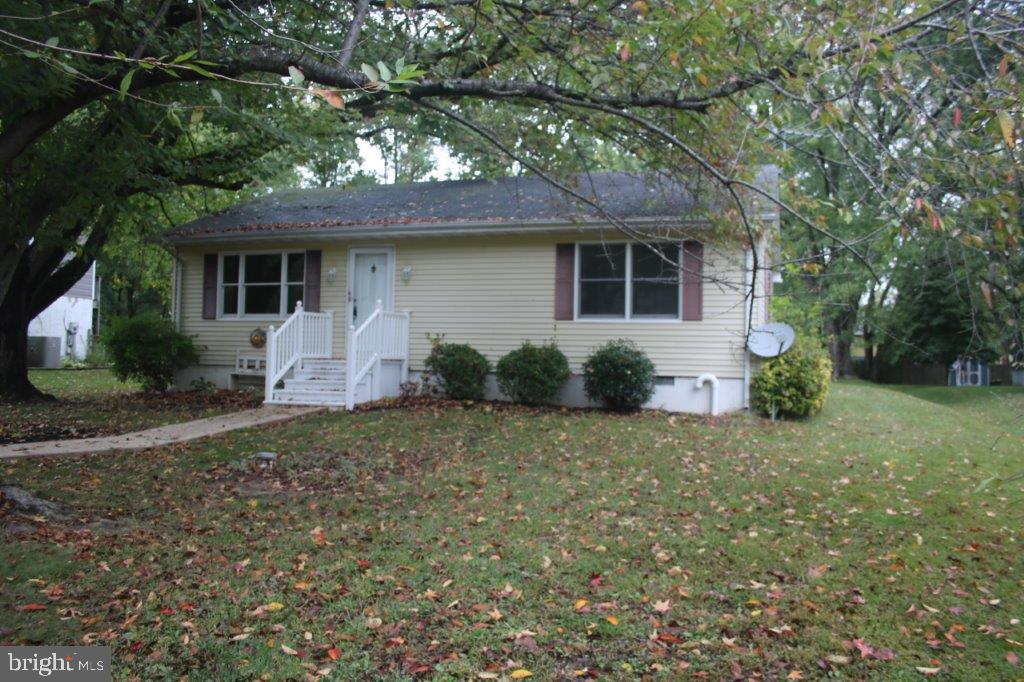 914 PETINOT PLACE