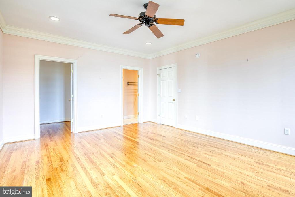 28658 HOPE CIRCLE