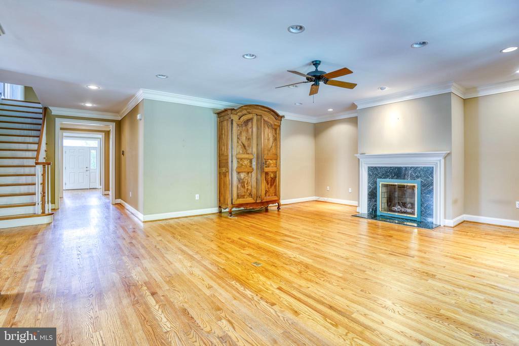 28658 HOPE CIRCLE