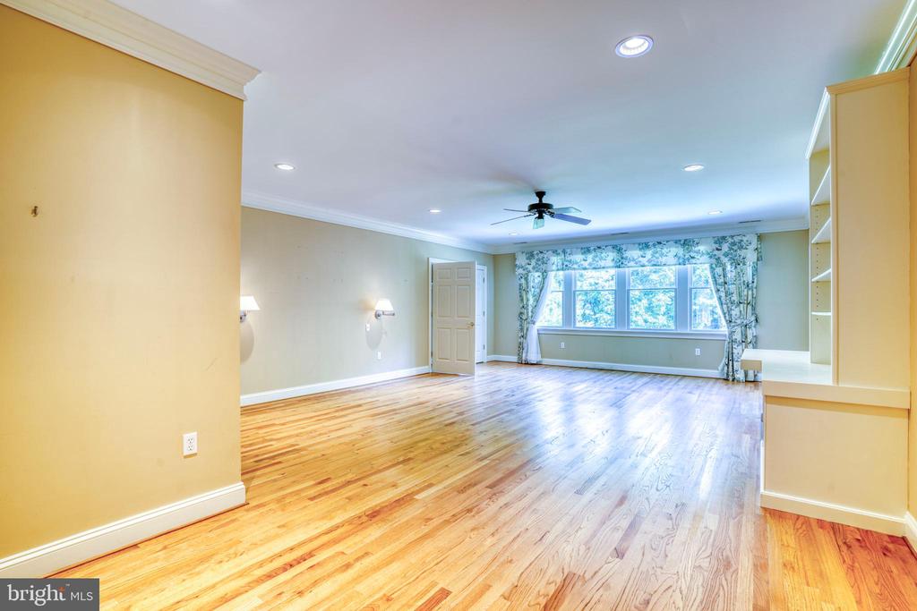 28658 HOPE CIRCLE