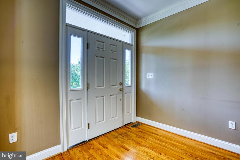28658 HOPE CIRCLE