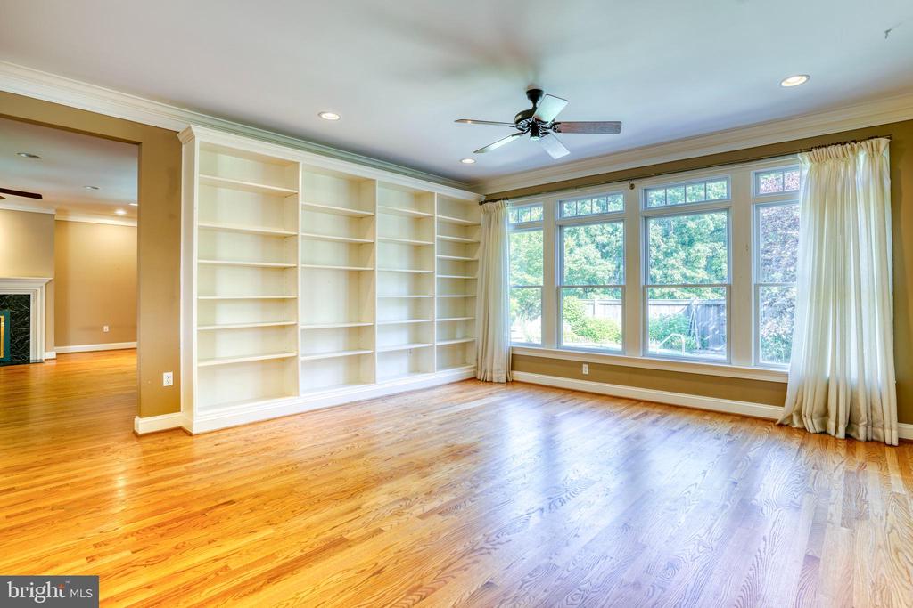 28658 HOPE CIRCLE