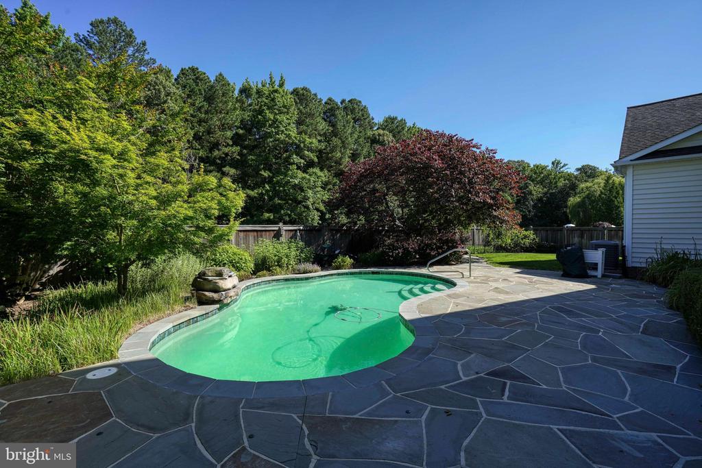 28658 HOPE CIRCLE