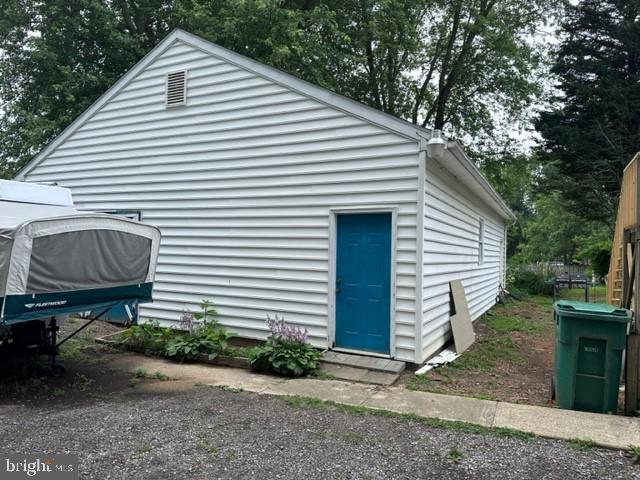 3830 SEYMOUR DRIVE