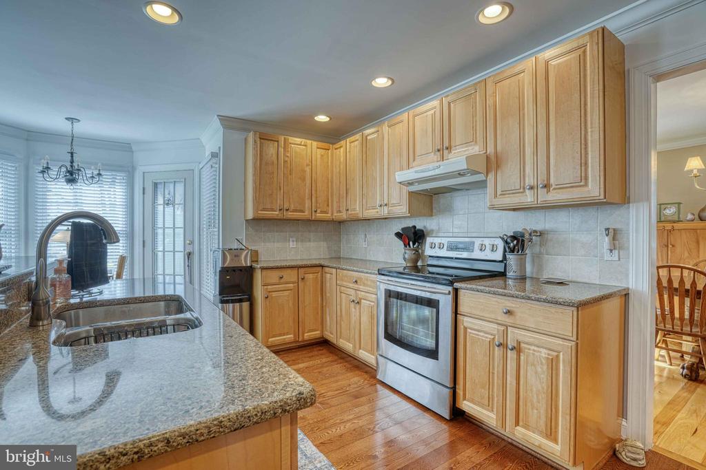 318 FALL LANE