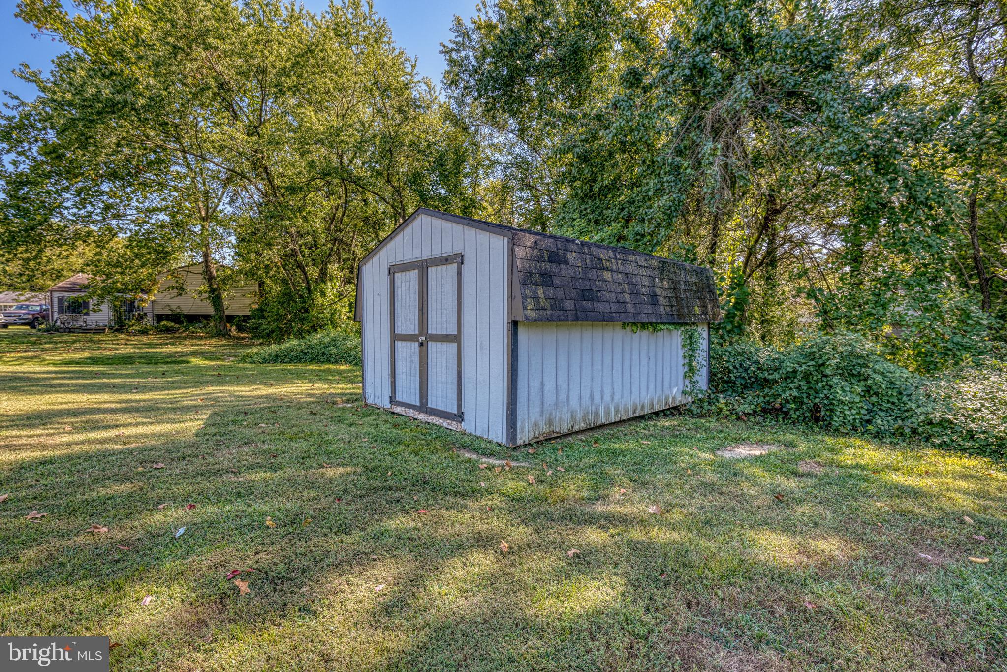 29529 DUTCHMANS LANE
