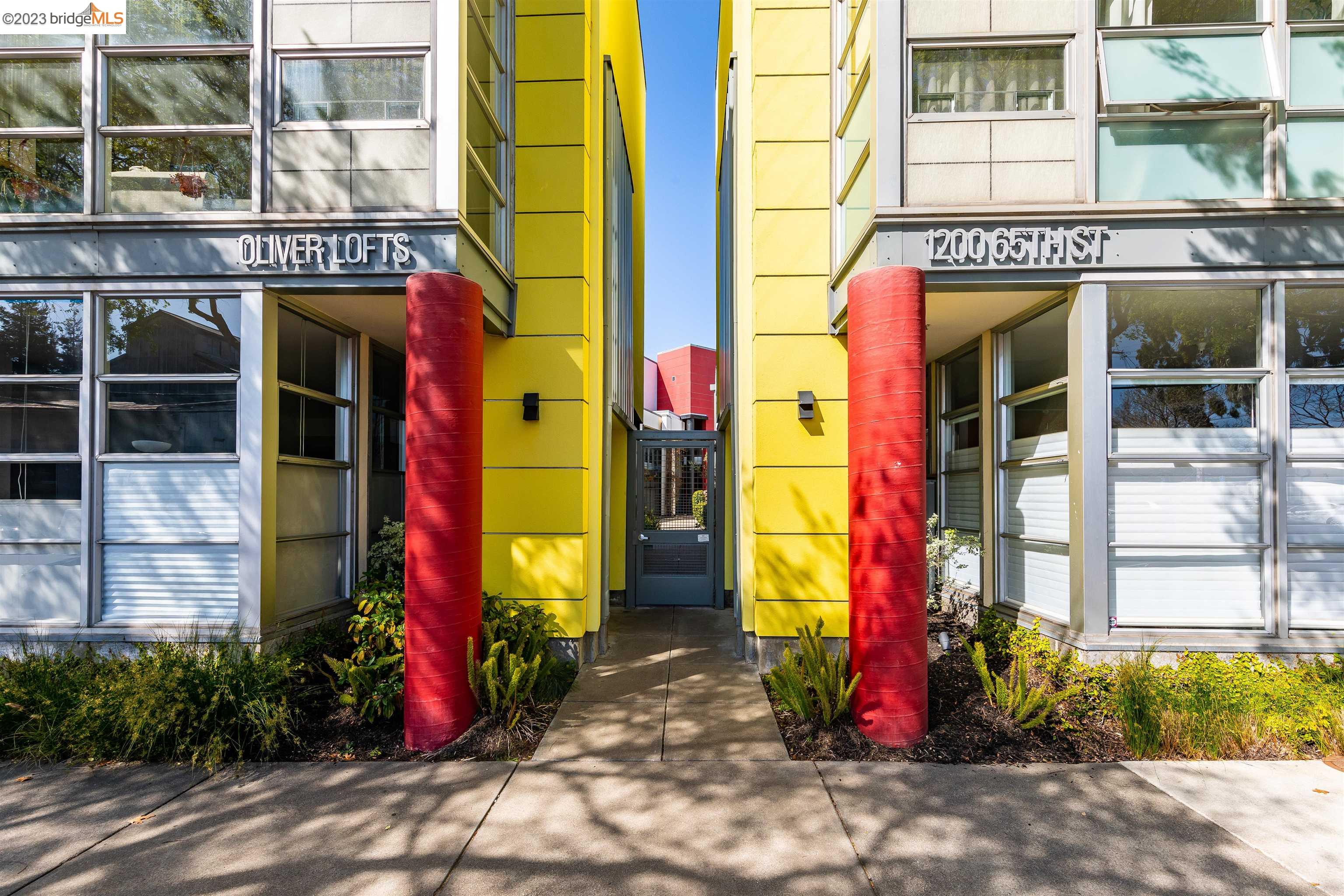 1200 65Th St Unit: 205
