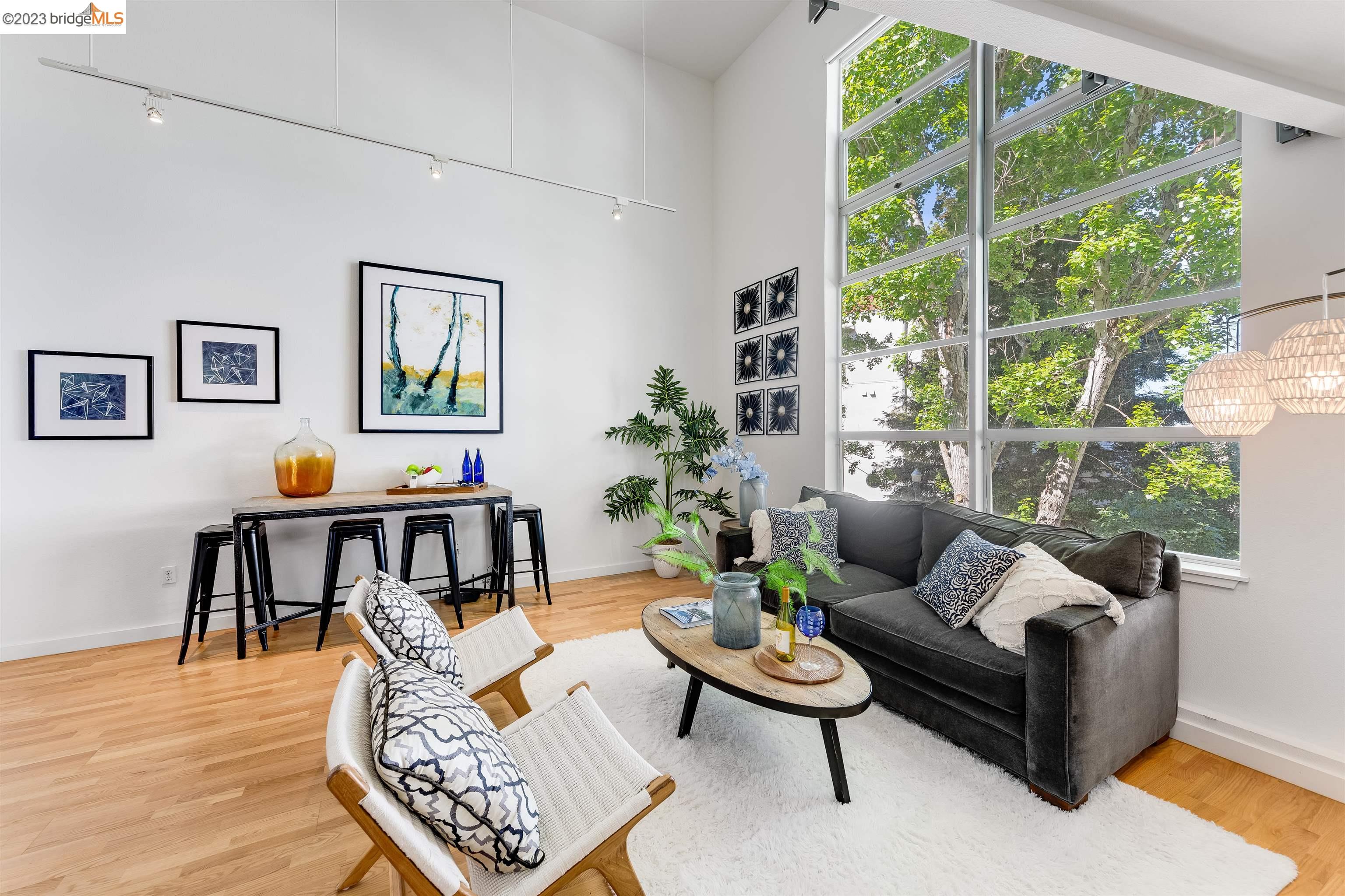 1200 65Th St Unit: 205