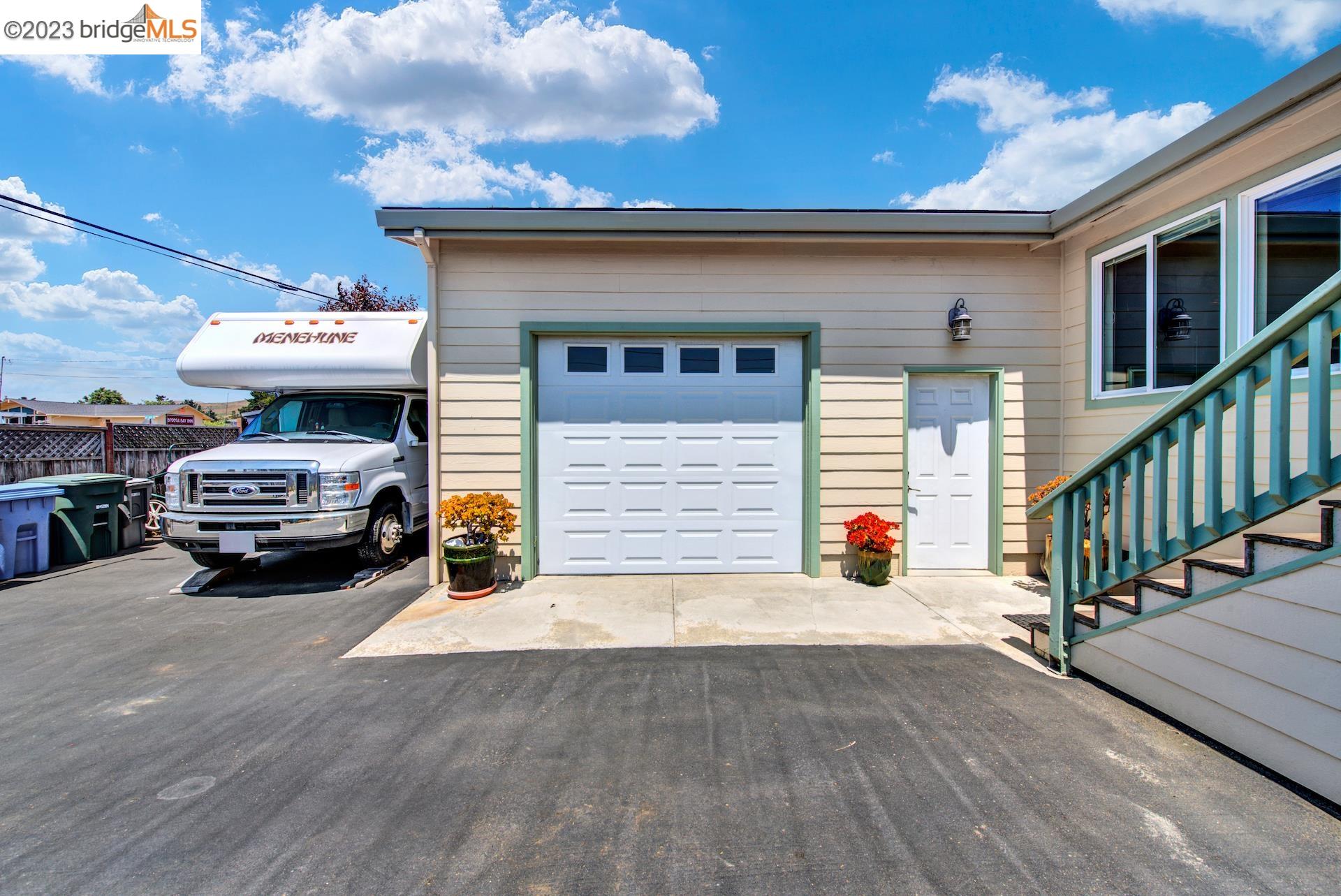 1790 N Highway 1