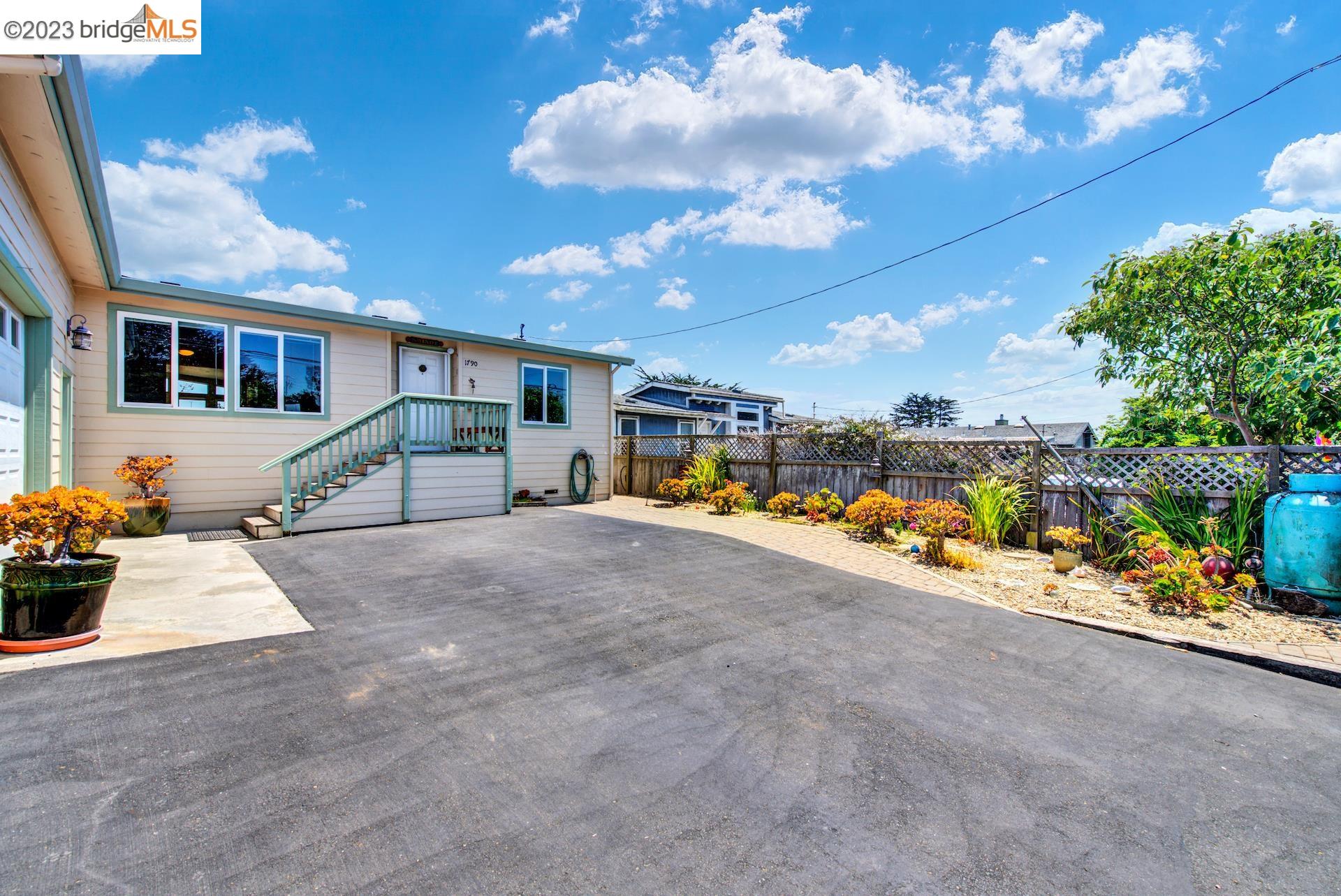 1790 N Highway 1
