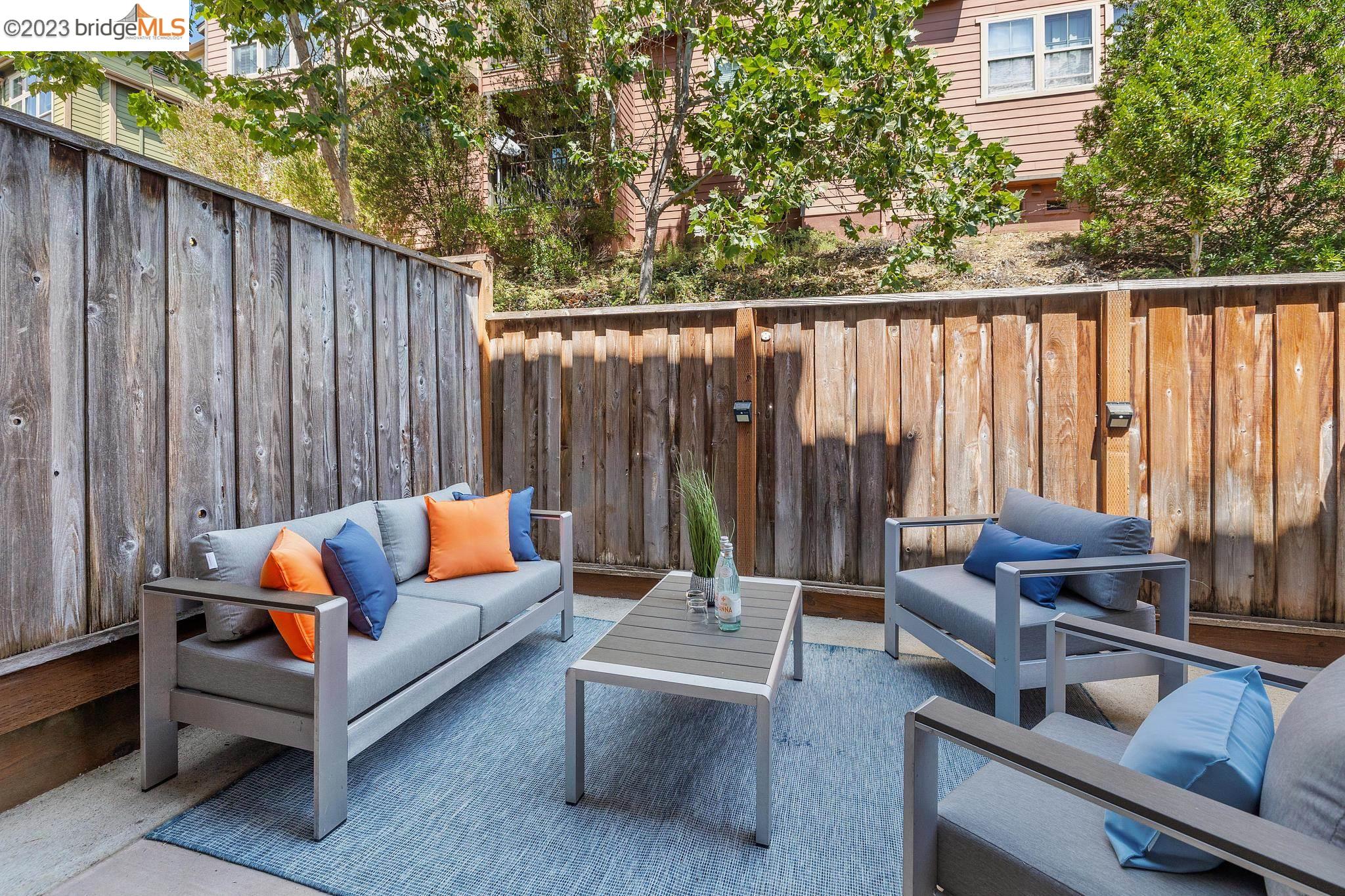 6049 Old Quarry Loop