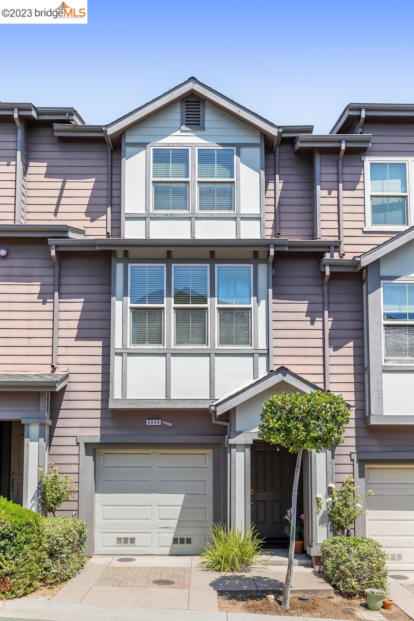 6049 Old Quarry Loop
