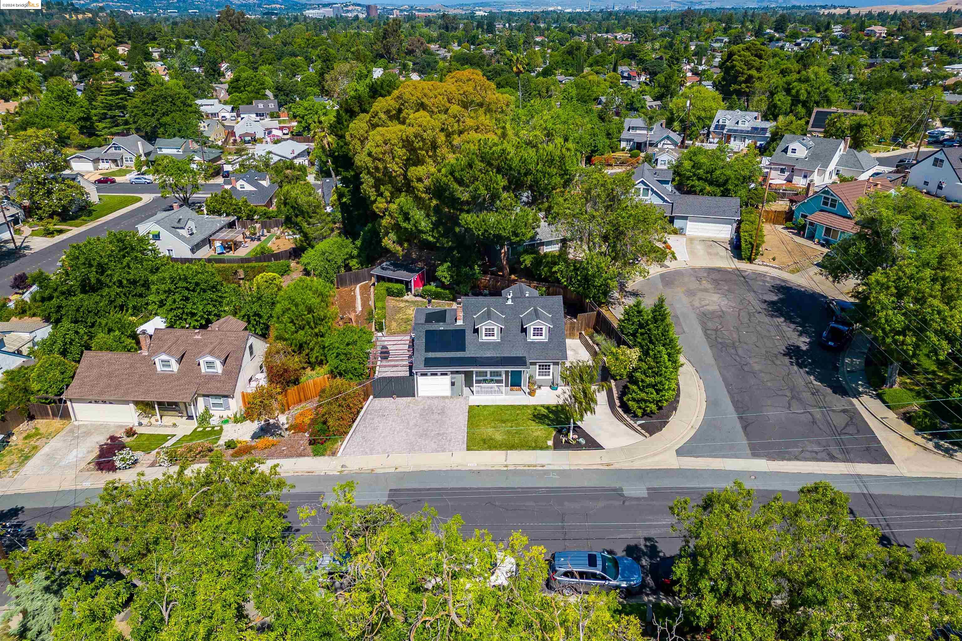 1301 Windermere Way