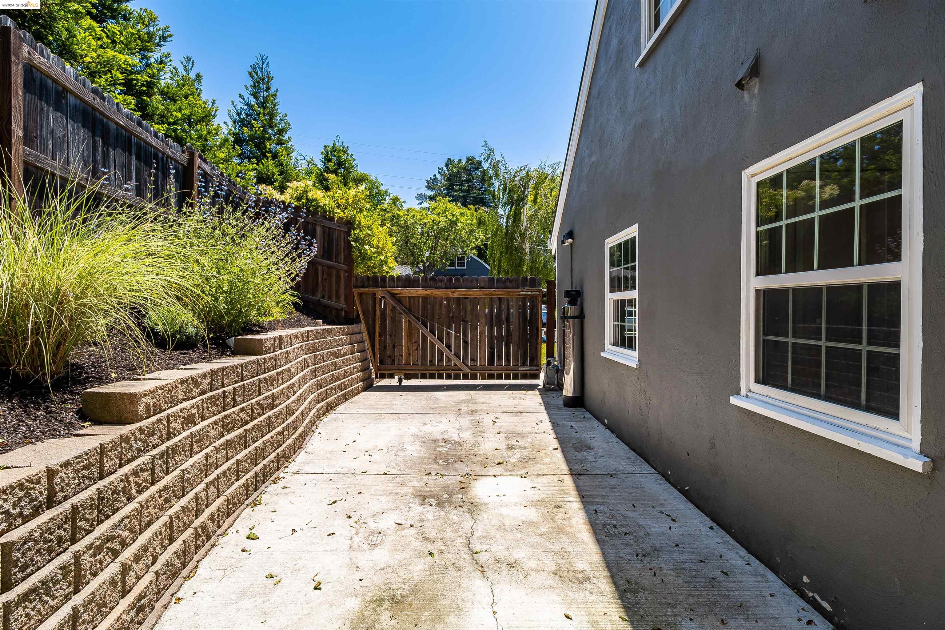 1301 Windermere Way