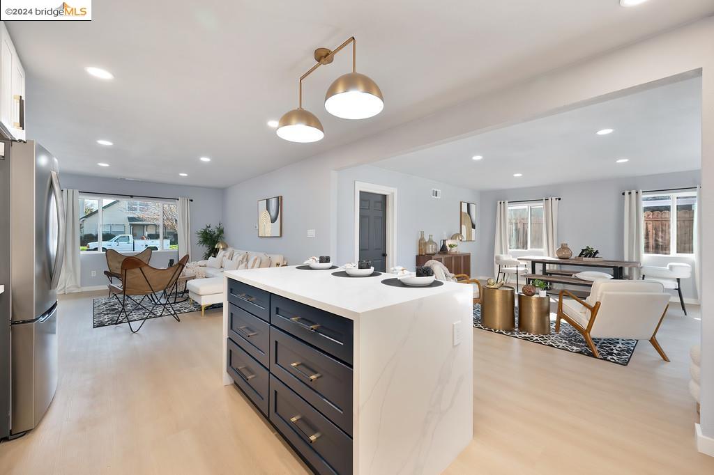 1431 Cape Cod Way