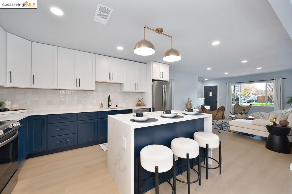 1431 Cape Cod Way