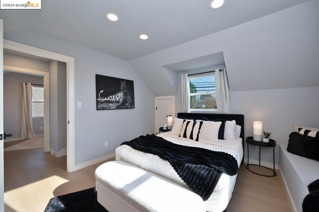 1431 Cape Cod Way
