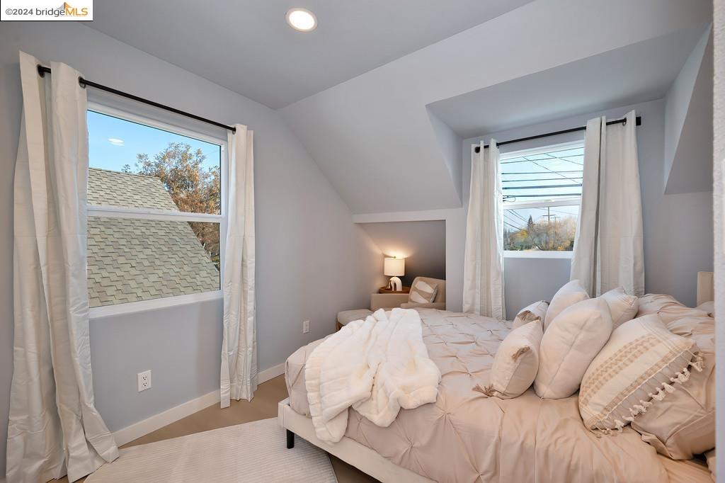 1431 Cape Cod Way