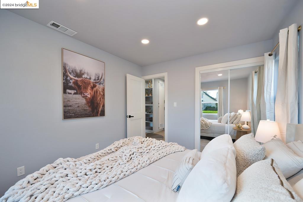 1431 Cape Cod Way