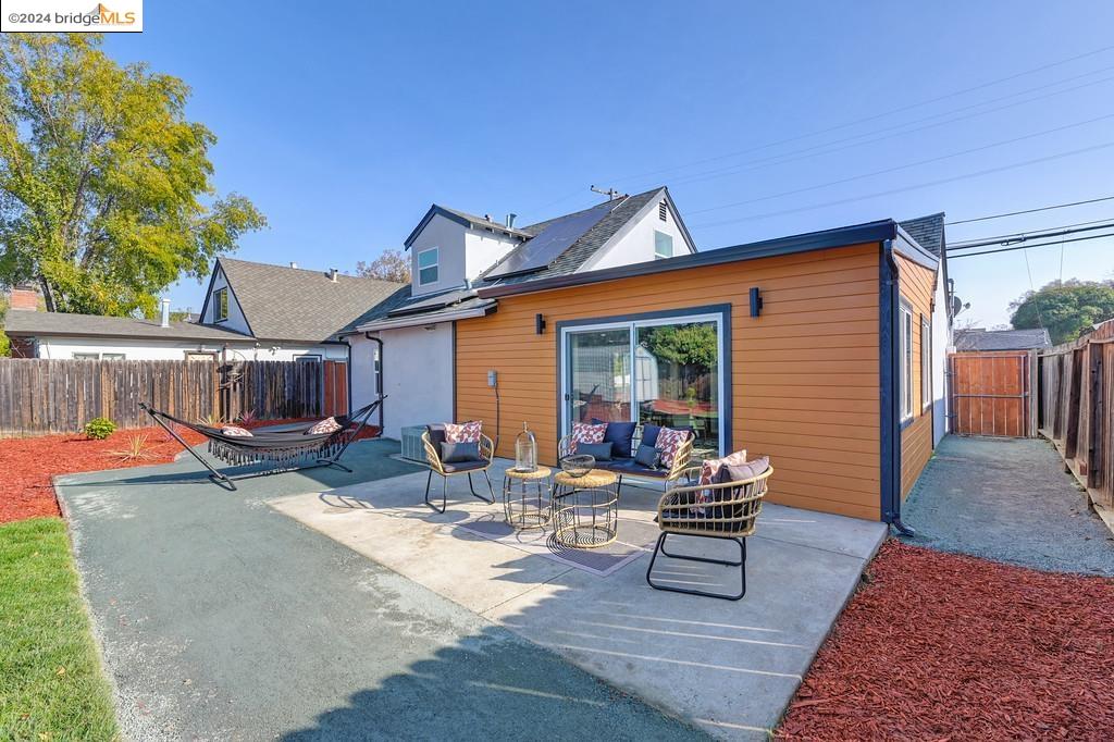 1431 Cape Cod Way