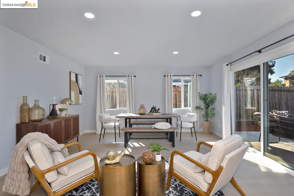 1431 Cape Cod Way