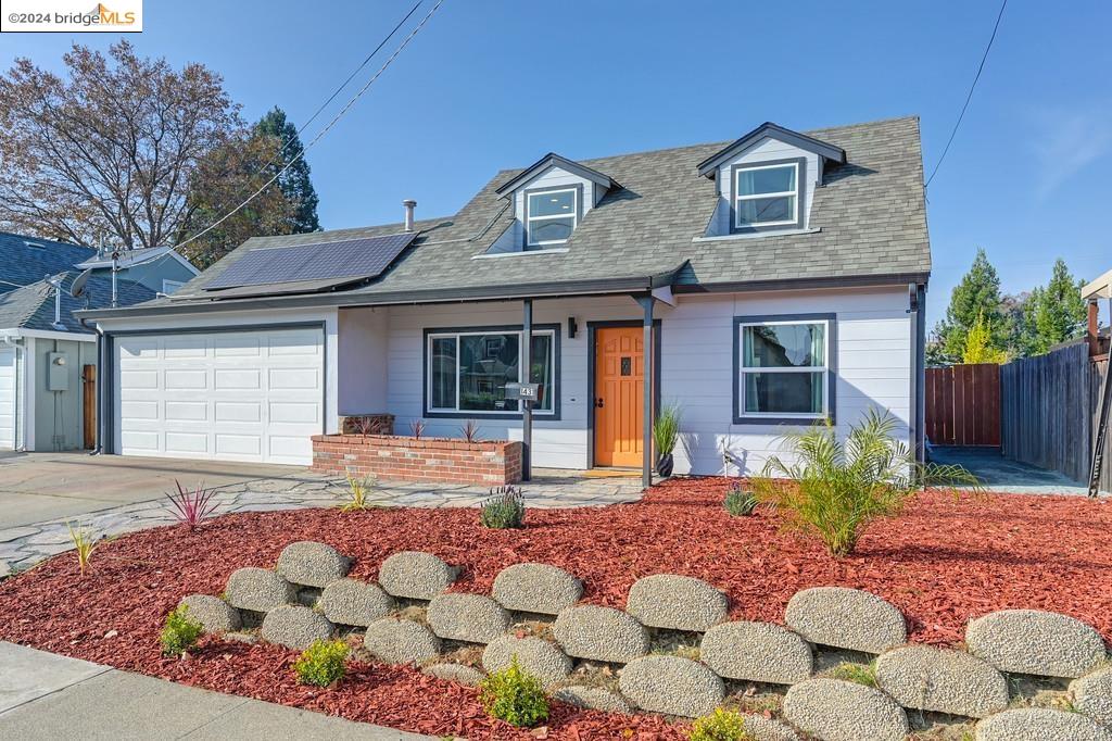 1431 Cape Cod Way