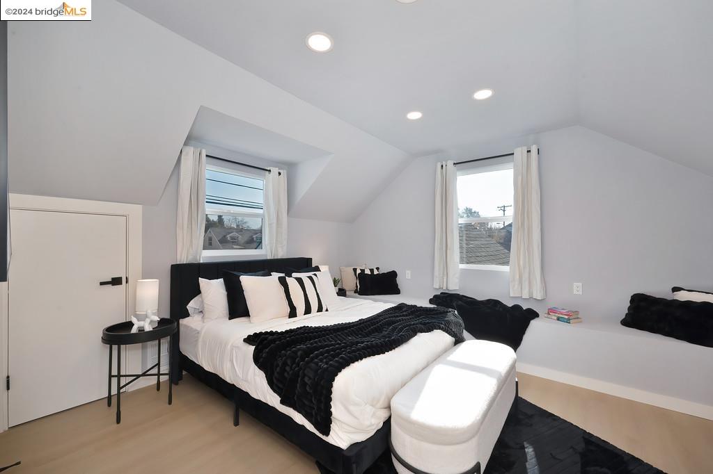 1431 Cape Cod Way