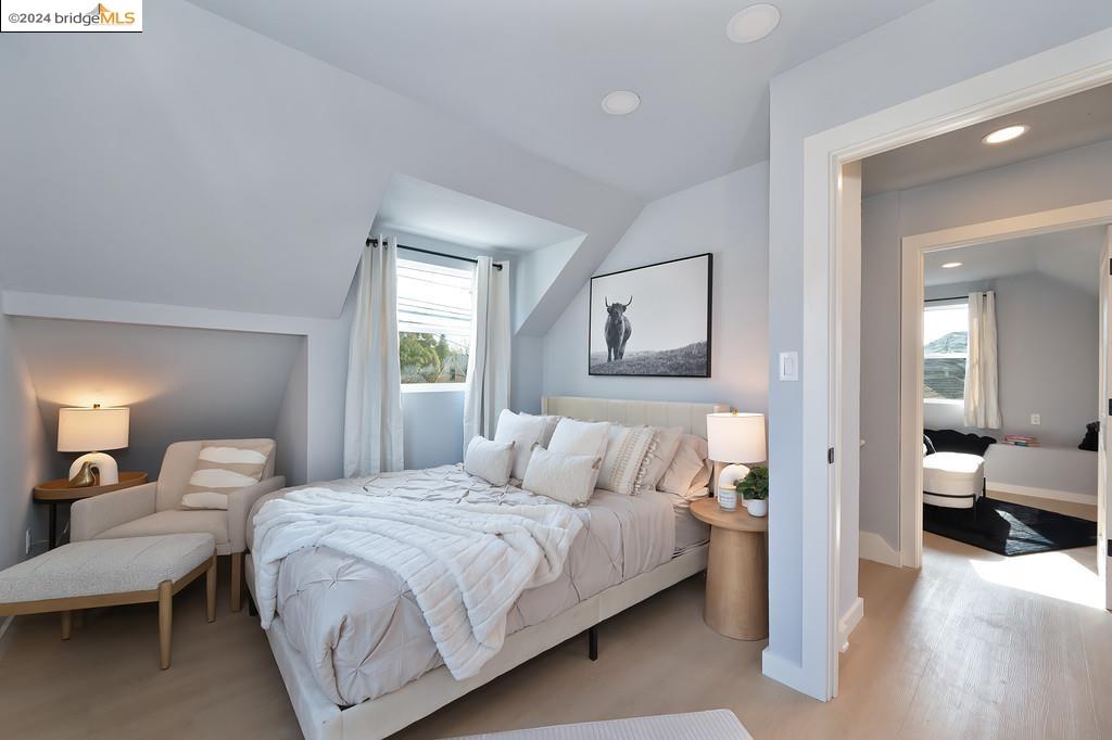 1431 Cape Cod Way