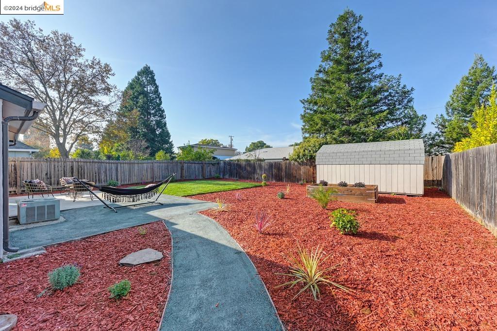 1431 Cape Cod Way