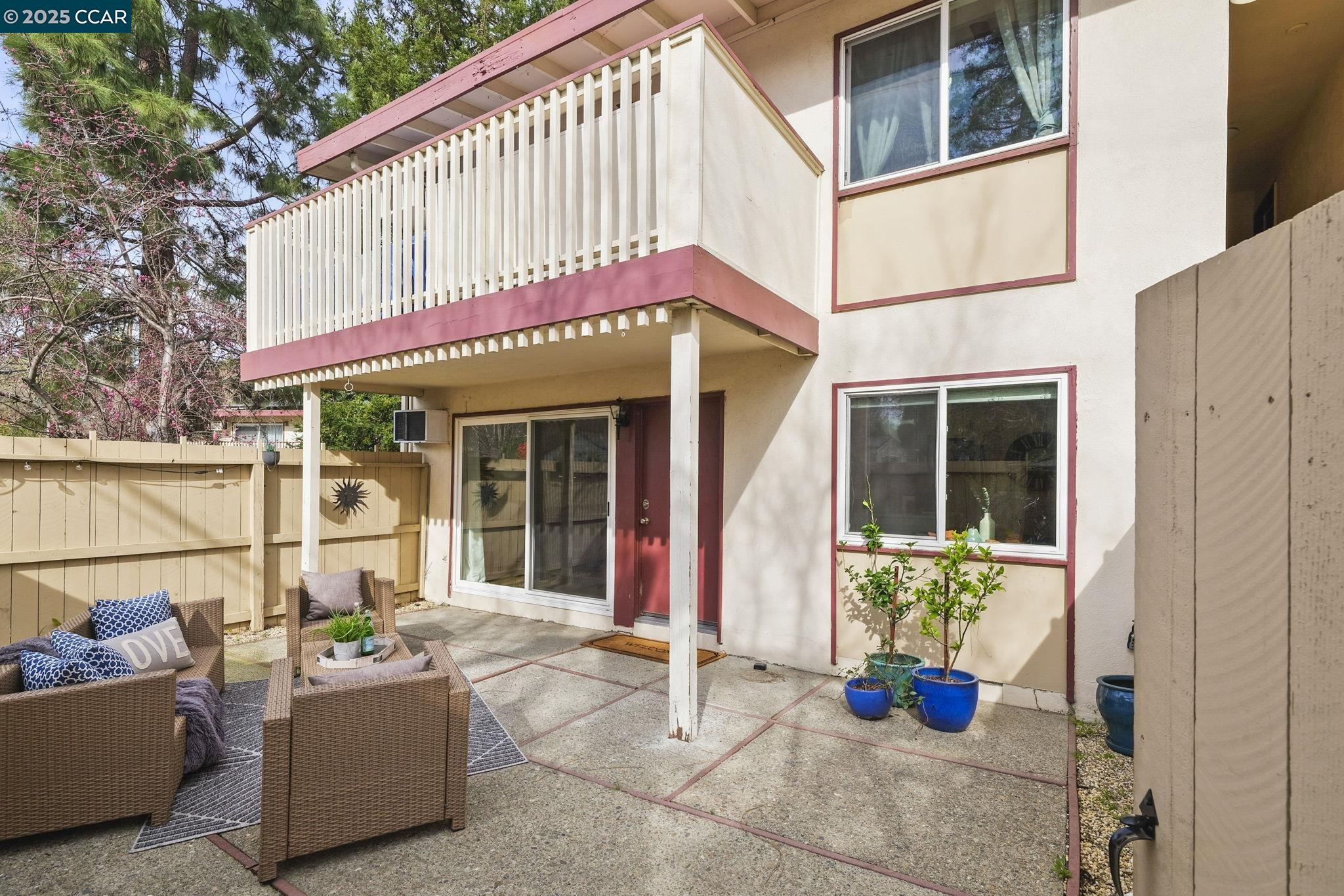 2180 Geary Rd # 33