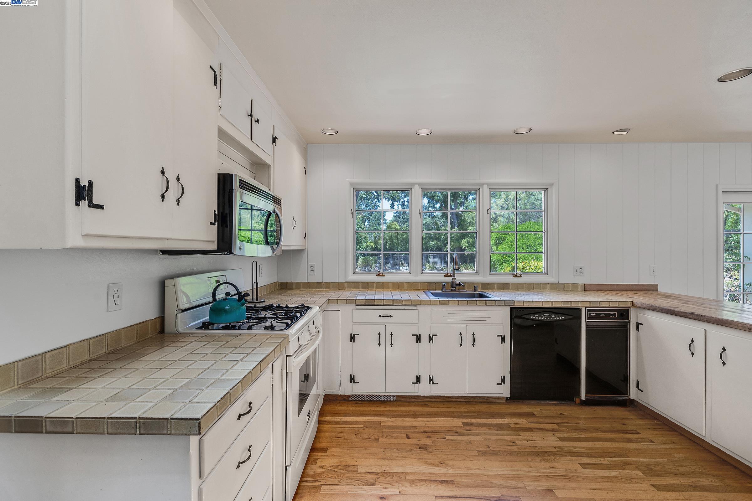 161 Bales Dr