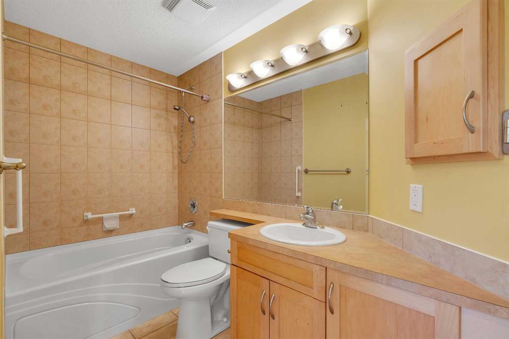 2121 98 Avenue SW Unit: 305