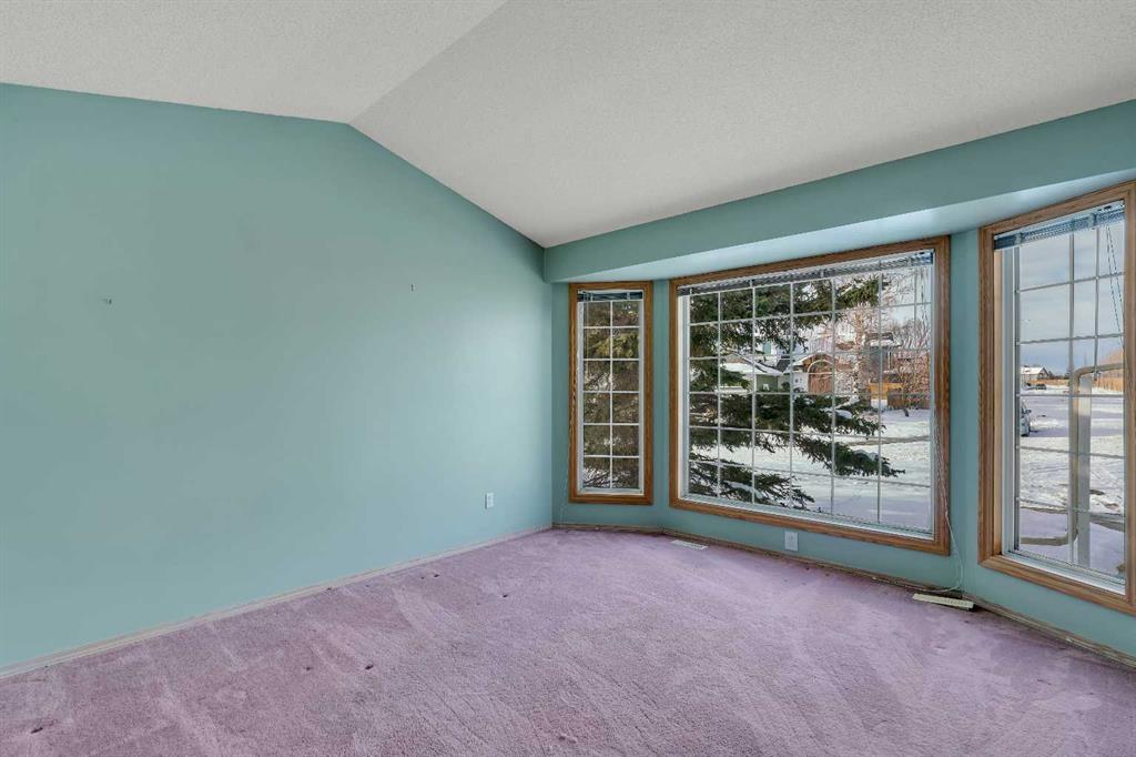 12 Hawkland Crescent NW