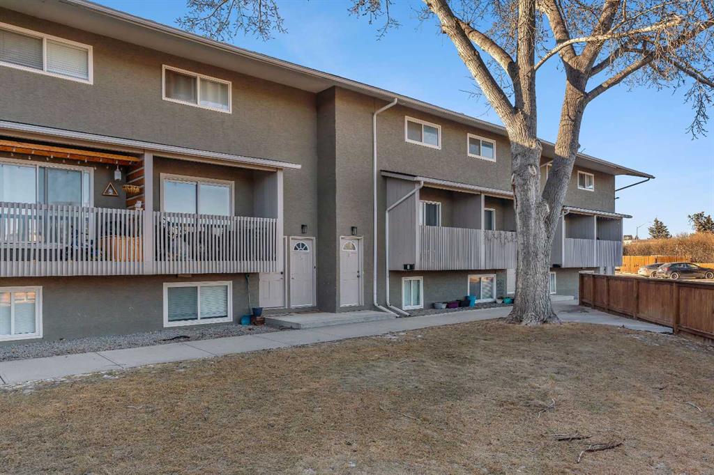 8112 36 Avenue NW Unit: 14