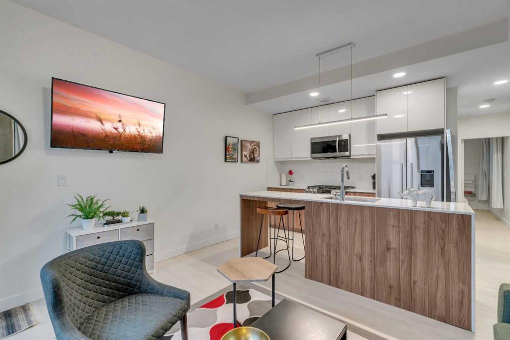 333 9A Street NW Unit: -